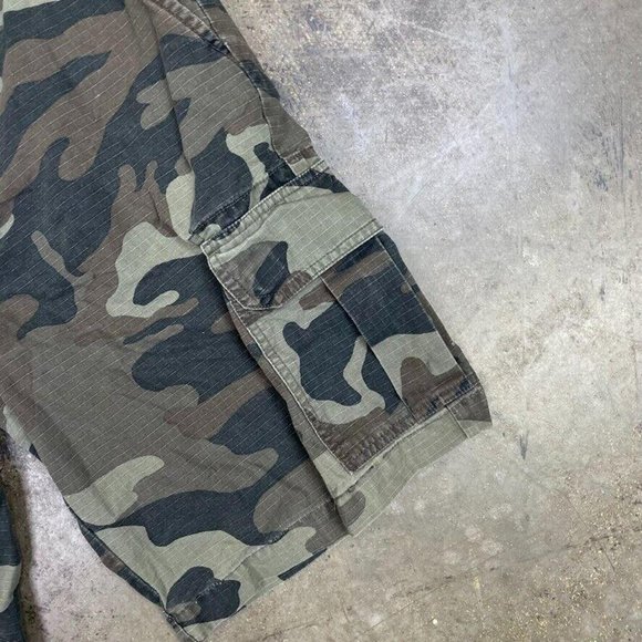 Dickies Mens Green Shorts - Picture 3 of 7